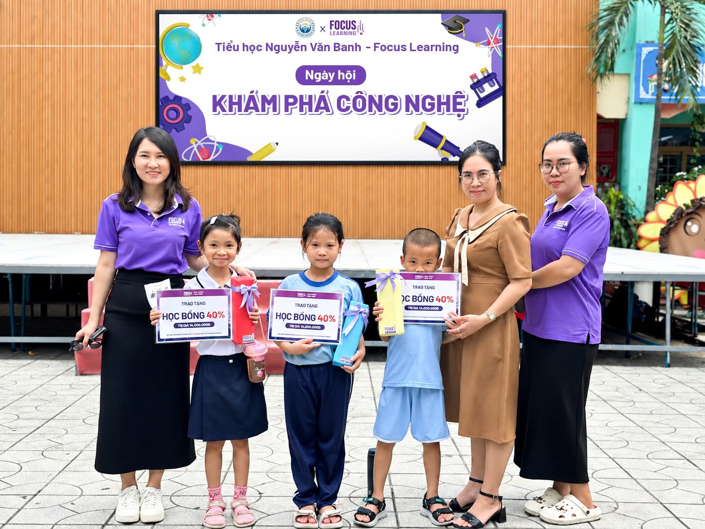 ngay-hoi-kham-pha-cong-nghe-tai-truong
