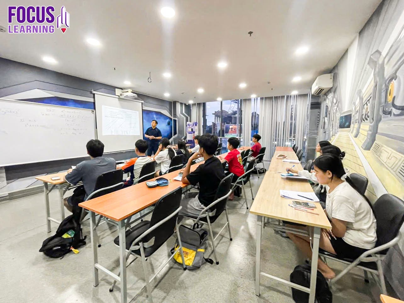 trung-tam-day-them-cap-2-tại-binh-thanh-focus-learning-plus